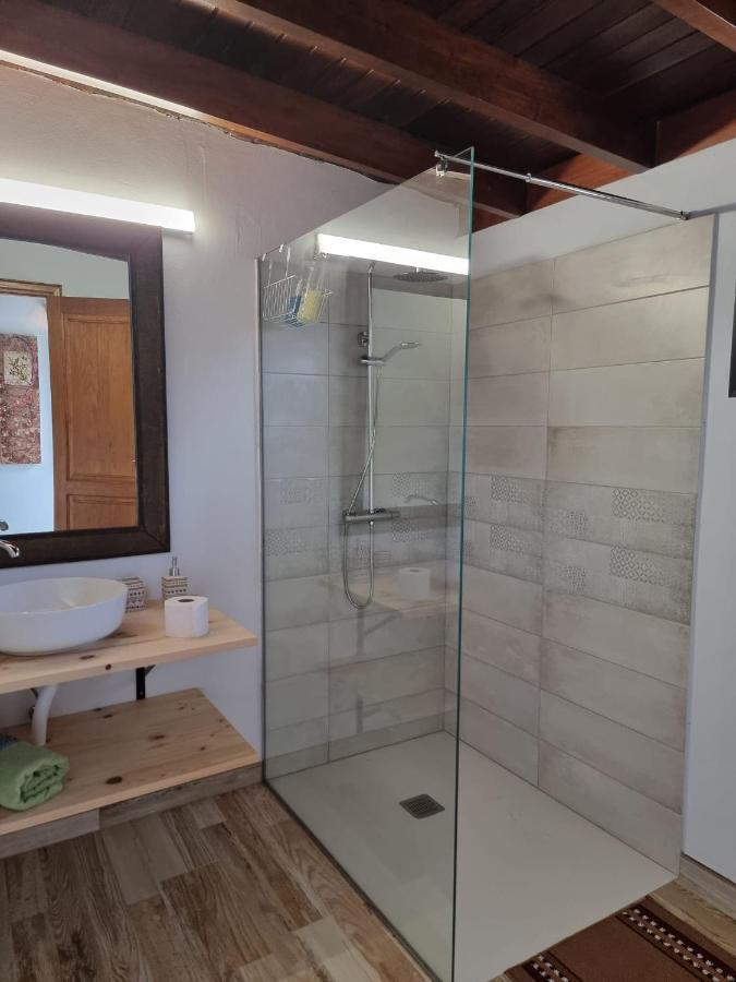 Alunita & Pirita, Habitacion Con Jardin, Terraza Y Wifi En Zona Tranquila Y Centrica Nazaret Eksteriør bilde