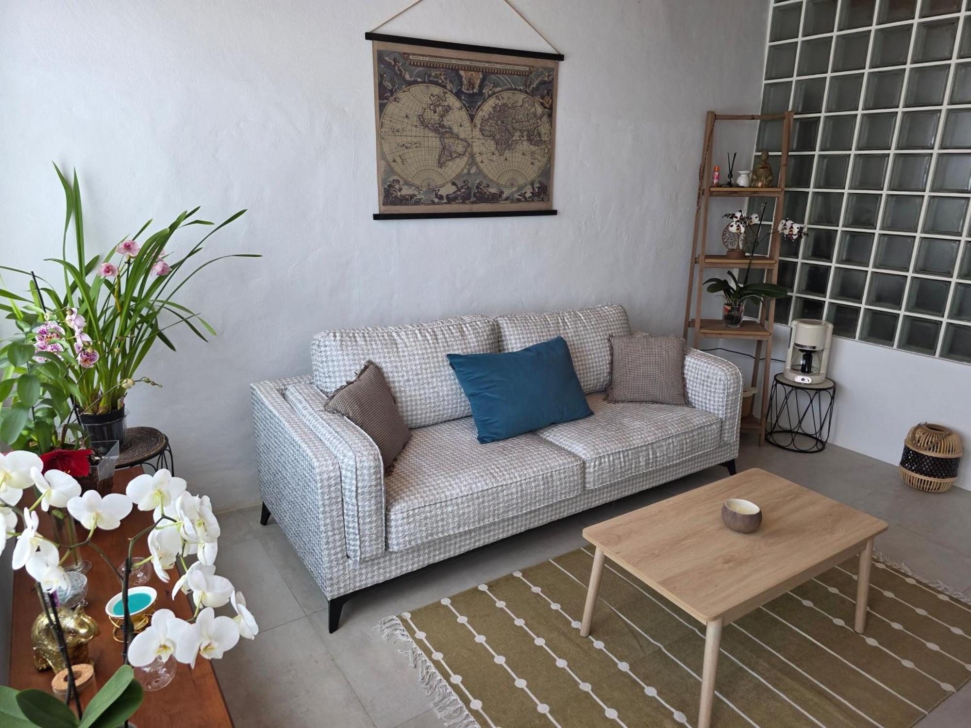 Alunita & Pirita, Habitacion Con Jardin, Terraza Y Wifi En Zona Tranquila Y Centrica Nazaret Rom bilde